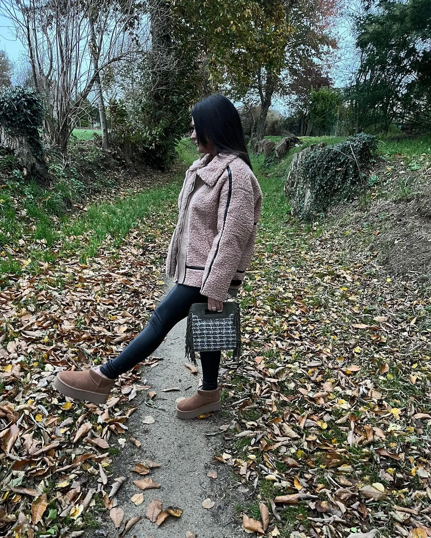 Couple bohème en quête de langueur - Image 3